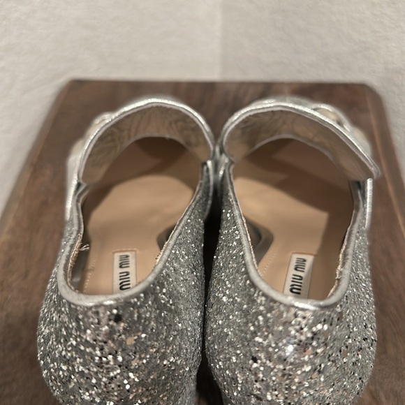 Miu Miu Vernice 2 Metallic Diamond Glitter Loafers Pumps Silver Size 38 US 7.5 - Picture 8 of 13